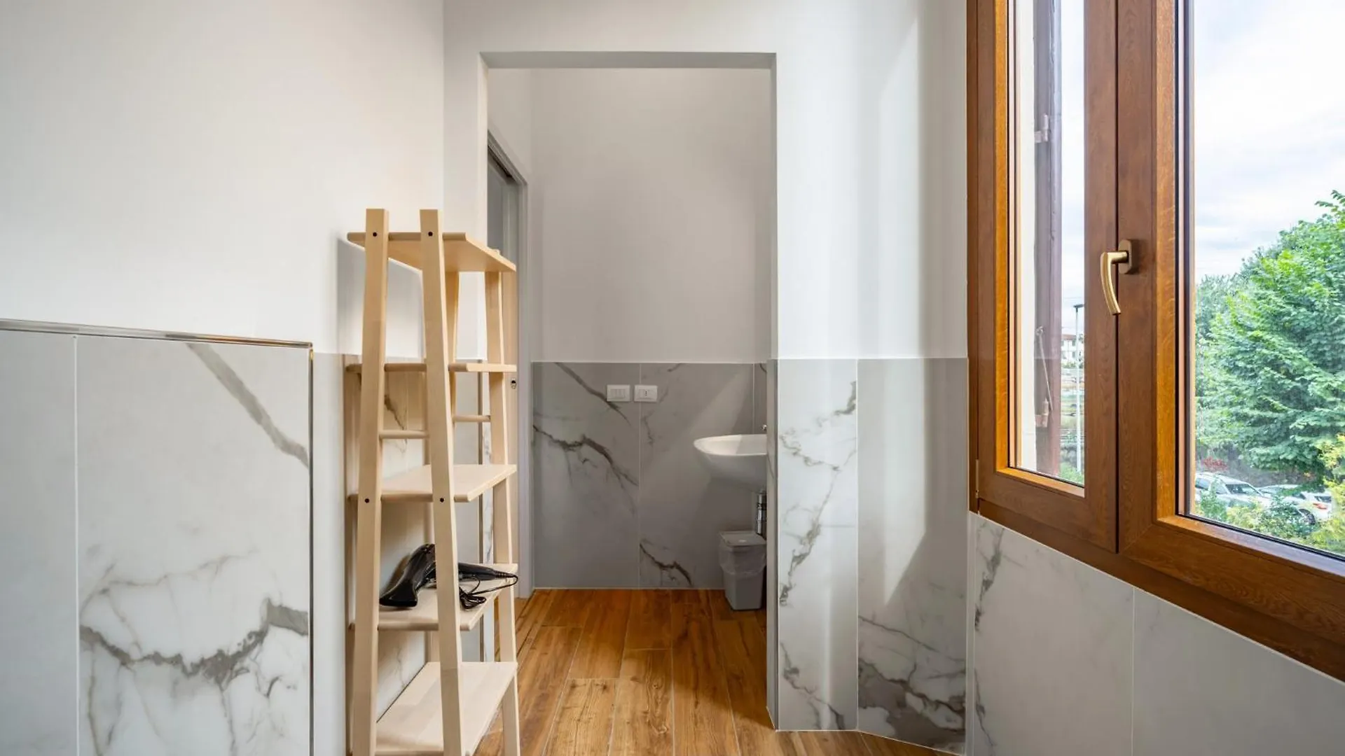 Casa Di Ebe - Campo Di Marte Flat With Balcony Apartment Florence Italy